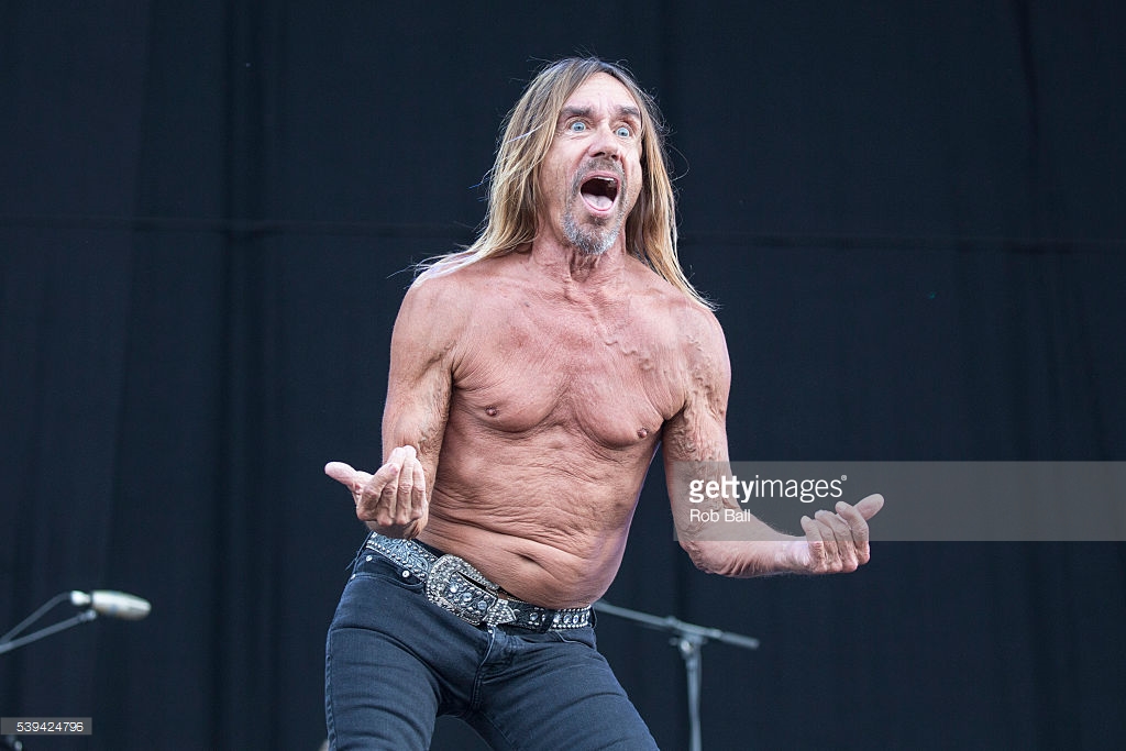 MIRÁ EL VIDEO «Iggy Pop» – «I Wanna Be Your Dog – Live at The Isle Of Wight Festival » (2016)